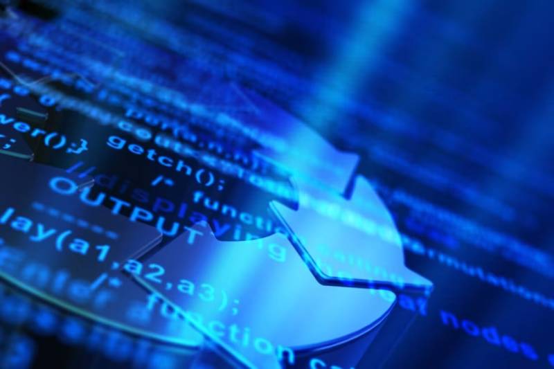 南充企业定制软件助力:破解混合工作模式公平性挑战之法